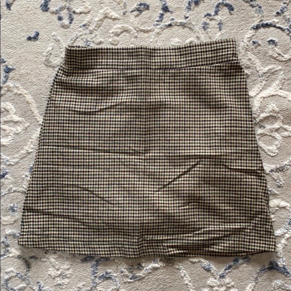 High waisted mini skirt